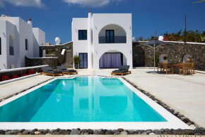 Lovely Santorini Villa 3 Bedrooms Villa Petra Private Pool and Outdoor Dining Area Exo Gialos